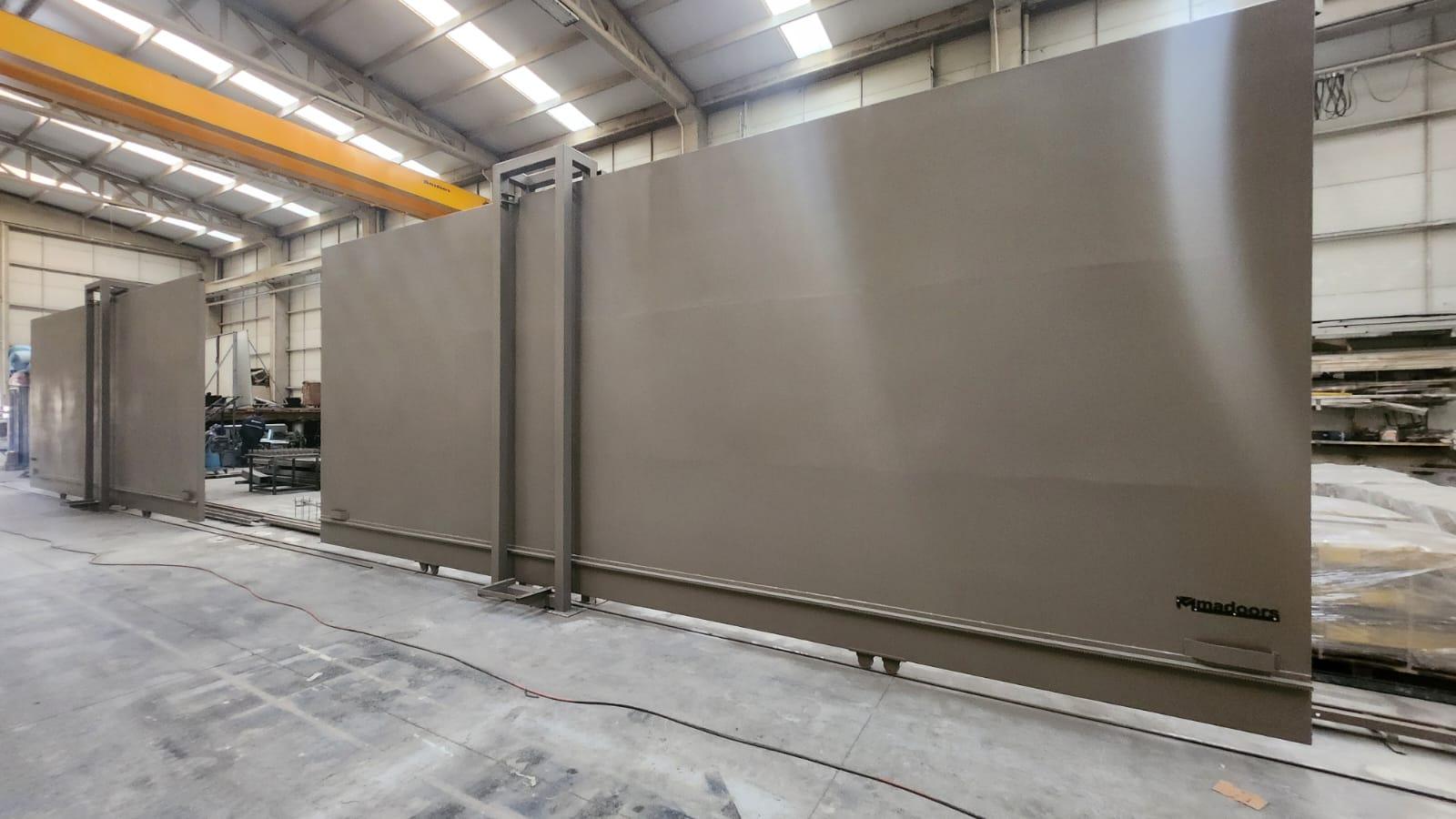 Bullet proof sliding gate 